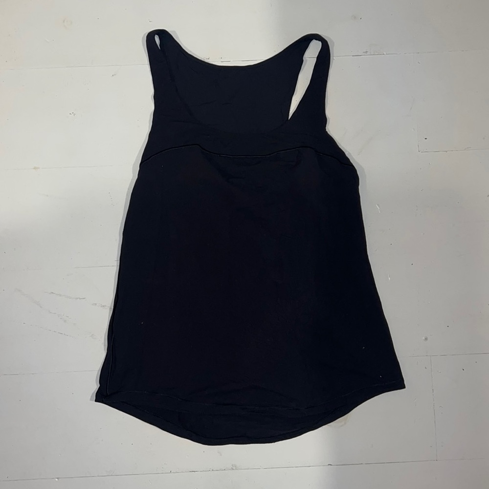Lululemon black tank